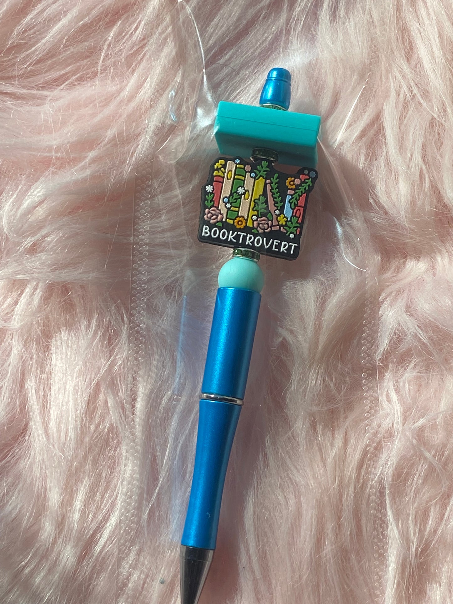 Booktrovert Beaded Pen, Bookish, Bookish Accessories, Aesthetic Writing Pen, Desk Accessories