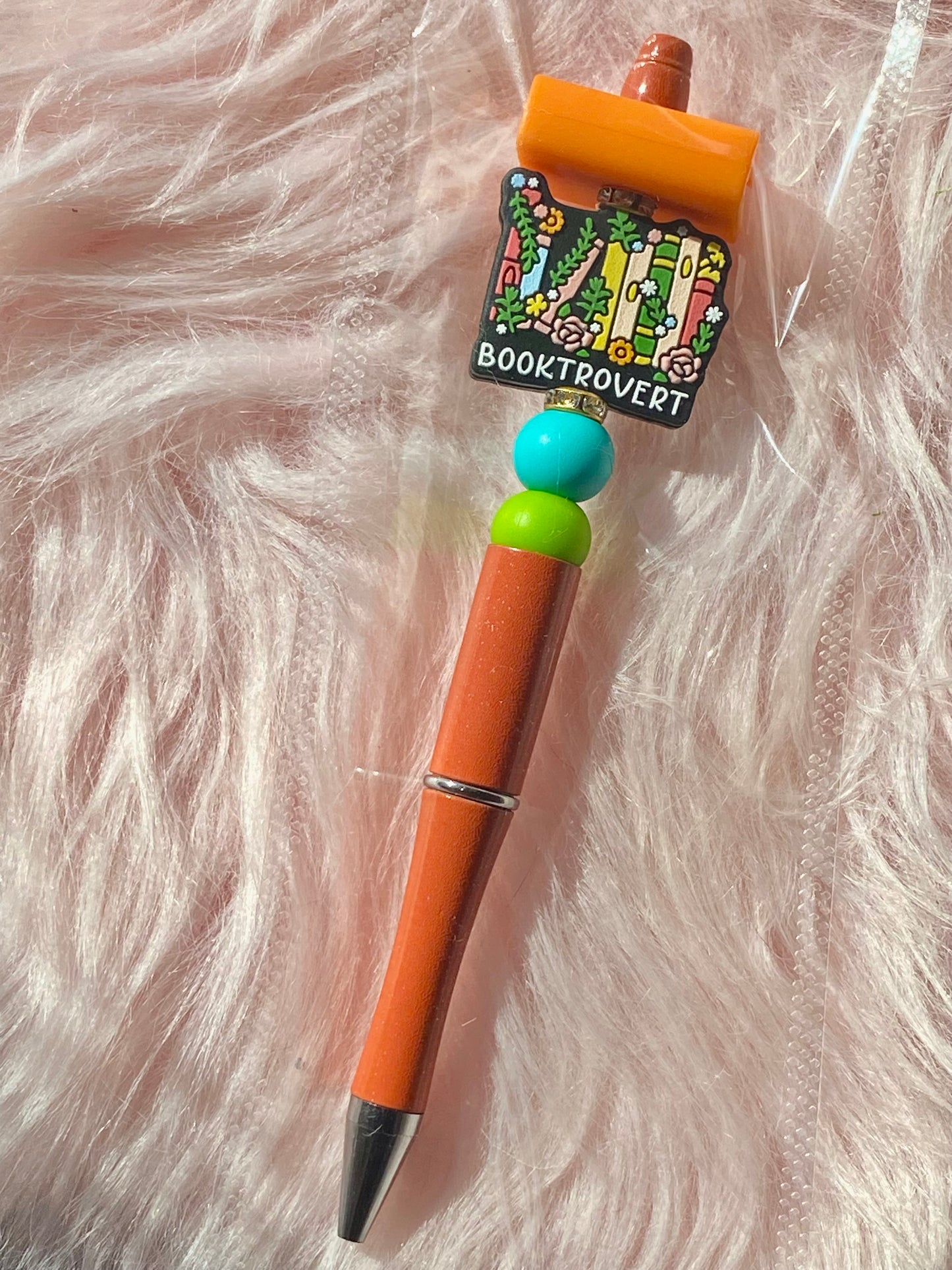 Booktrovert Beaded Pen, Bookish, Bookish Accessories, Aesthetic Writing Pen, Desk Accessories