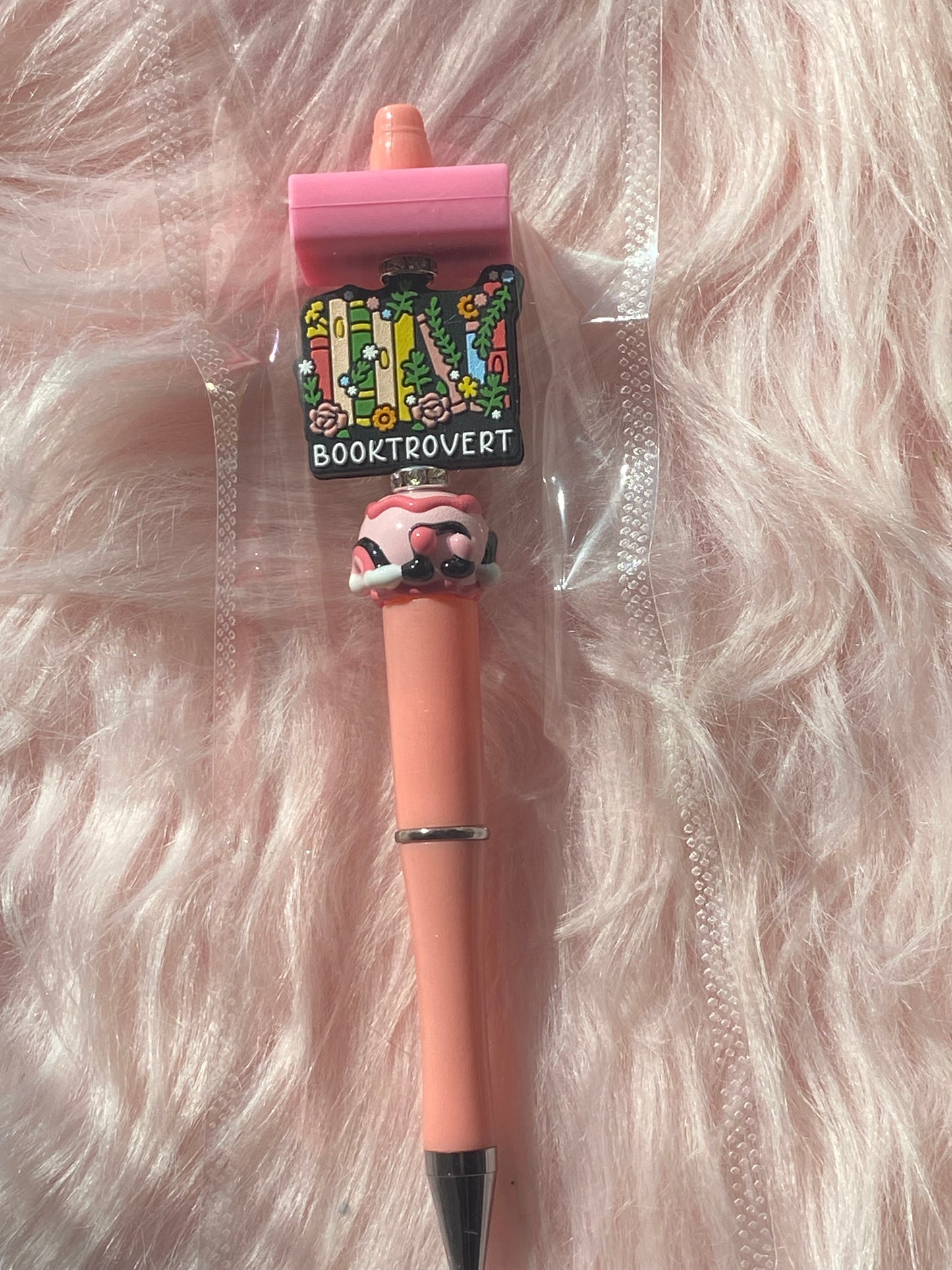 Booktrovert Beaded Pen, Bookish, Bookish Accessories, Aesthetic Writing Pen, Desk Accessories