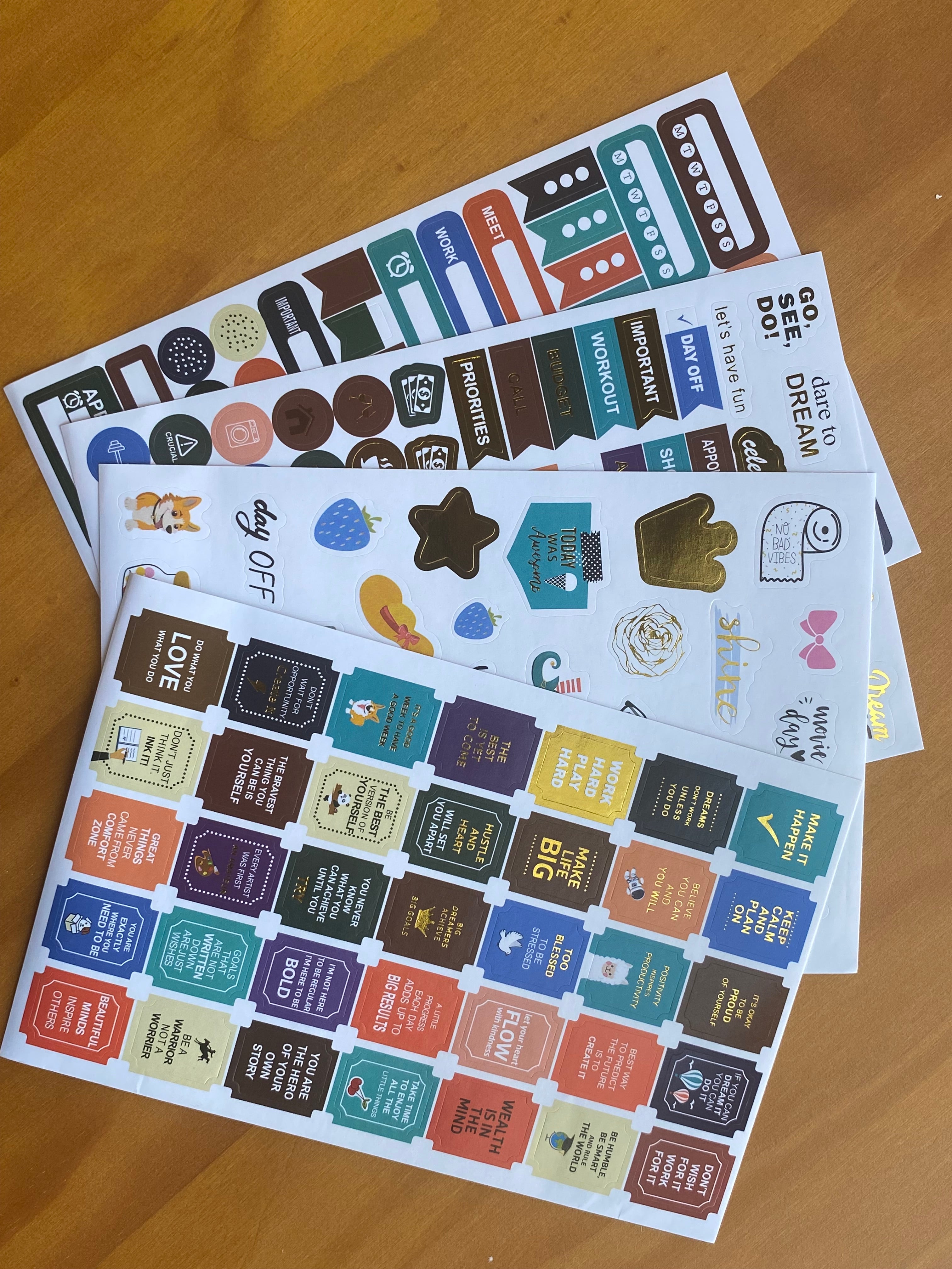 Self Care Planner, Undated Weekly Planner, Habit Trackers, Vision Board, Goal Setting, Self Growth Journal, Wellness Journal